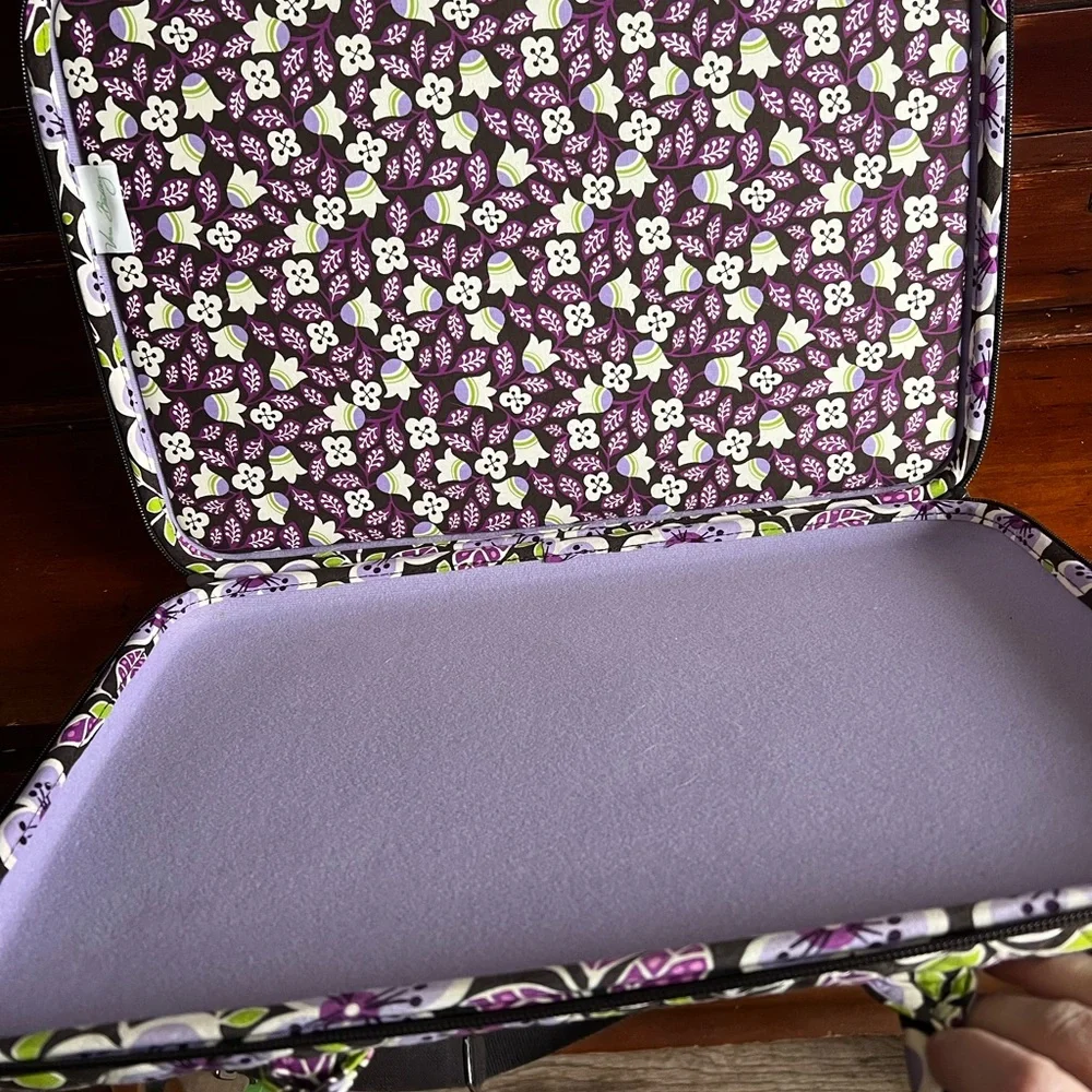 Retired Vera Bradley hard shell laptop portfolio case/bag retired Plum petals - Picture 7 of 10